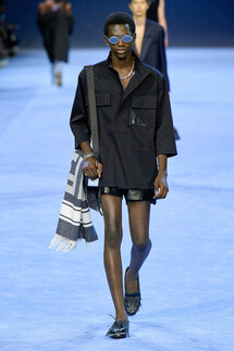 Fendi Menswear Spring 2023 / Fendi мужская коллекция весна-лето 2023