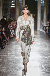 Genny Fall 2020 Ready-to-Wear / Genny осень-зима 2020 / Неделя моды: Милан