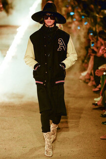 Gucci Resort 2019 / Gucci Курорт 2019