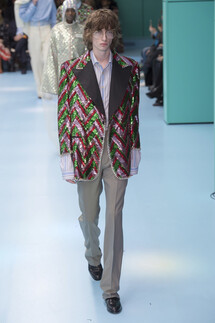 Gucci Fall 2018 Ready-to-Wear , Гуччи осень зима 2018 , Fashion show , неделя моды в Милане , MFW , Mainstyles