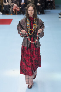 Gucci Fall 2018 Ready-to-Wear , Гуччи осень зима 2018 , Fashion show , неделя моды в Милане , MFW , Mainstyles
