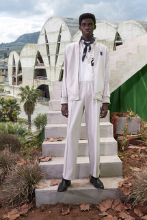 Off-White Pre-Fall 2019 / Off-White осень 2019