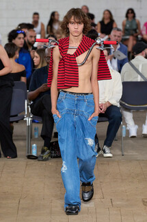 JW Anderson Menswear Spring 2023 / JW Anderson мужская коллекция весна-лето 2023