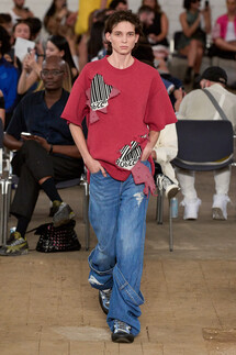 JW Anderson Menswear Spring 2023 / JW Anderson мужская коллекция весна-лето 2023