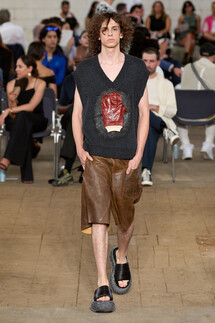 JW Anderson Menswear Spring 2023 / JW Anderson мужская коллекция весна-лето 2023