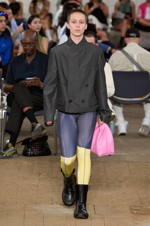JW Anderson Menswear Spring 2023 / JW Anderson мужская коллекция весна-лето 2023