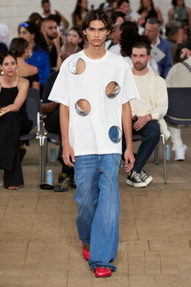 JW Anderson Menswear Spring 2023 / JW Anderson мужская коллекция весна-лето 2023