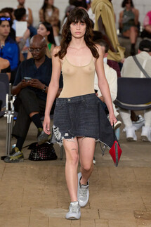 JW Anderson Menswear Spring 2023 / JW Anderson мужская коллекция весна-лето 2023