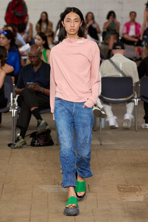 JW Anderson Menswear Spring 2023 / JW Anderson мужская коллекция весна-лето 2023