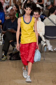 JW Anderson Menswear Spring 2023 / JW Anderson мужская коллекция весна-лето 2023