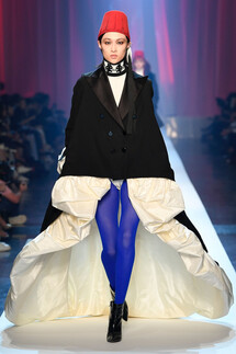 Jean Paul Gaultier Fall 2018 Couture Collection / Жан-Поль Готье Осень 2018 Кутюр коллекция