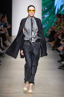 Julia Dalakian Spring 2020 / Julia Dalakian весна-лето 2020 / Неделя моды: Москва