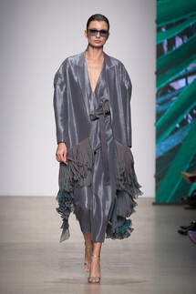 Julia Dalakian Spring 2020 / Julia Dalakian весна-лето 2020 / Неделя моды: Москва