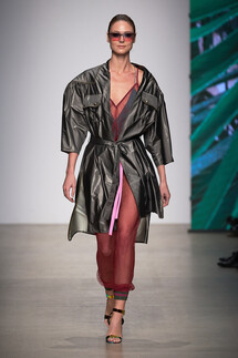 Julia Dalakian Spring 2020 / Julia Dalakian весна-лето 2020 / Неделя моды: Москва