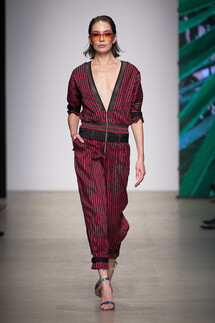 Julia Dalakian Spring 2020 / Julia Dalakian весна-лето 2020 / Неделя моды: Москва