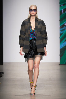 Julia Dalakian Spring 2020 / Julia Dalakian весна-лето 2020 / Неделя моды: Москва