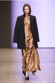 Lakbi Fall 2019 Ready-to-Wear / Lakbi  осень-зима 2019 / Неделя моды: Москва