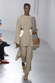 Loewe SPRING/SUMMER 2018 READY-TO-WEAR Loewe весна-лето 2018