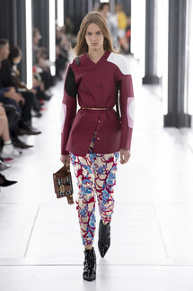 Louis Vuitton Spring 2019 PFW / Луи Витон весна-лето 2019 Неделя моды в Париже