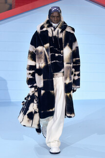 Louis Vuitton Menswear Fall 2022 Collection / Louis Vuitton осень-зима 2022/2023