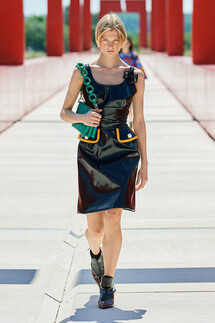Louis Vuitton Resort 2022 / Louis Vuitton курорт 2022