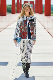 Louis Vuitton Resort 2022 / Louis Vuitton курорт 2022