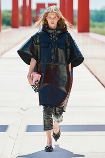 Louis Vuitton Resort 2022 / Louis Vuitton курорт 2022