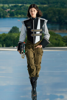 Louis Vuitton Resort 2022 / Louis Vuitton курорт 2022