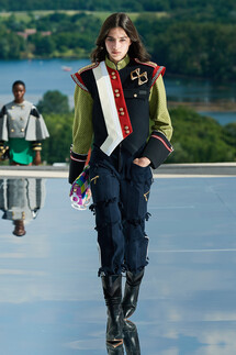 Louis Vuitton Resort 2022 / Louis Vuitton курорт 2022