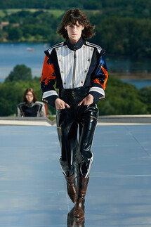 Louis Vuitton Resort 2022 / Louis Vuitton курорт 2022
