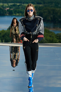 Louis Vuitton Resort 2022 / Louis Vuitton курорт 2022