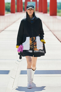 Louis Vuitton Resort 2022 / Louis Vuitton курорт 2022