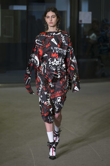 MSGM Fall 2018 Ready-to-Wear , MSGM осень зима 2018 , Fashion show , неделя моды в Милане , MFW , Mainstyles