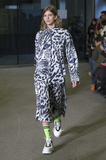 MSGM Fall 2018 Ready-to-Wear , MSGM осень зима 2018 , Fashion show , неделя моды в Милане , MFW , Mainstyles