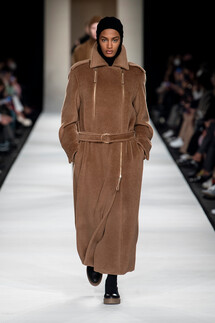 Max Mara Fall 2022 Collection / Max Mara осень-зима 2022