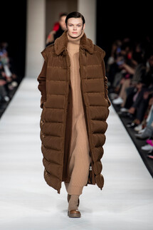 Max Mara Fall 2022 Collection / Max Mara осень-зима 2022