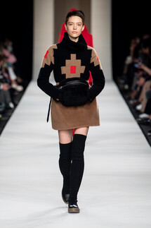 Max Mara Fall 2022 Collection / Max Mara осень-зима 2022