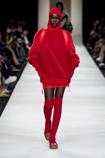 Max Mara Fall 2022 Collection / Max Mara осень-зима 2022