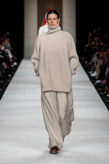 Max Mara Fall 2022 Collection / Max Mara осень-зима 2022
