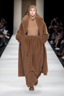 Max Mara Fall 2022 Collection / Max Mara осень-зима 2022