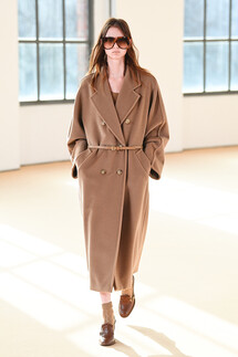 Max Mara Fall-Winter 2021 Menswear Collection / Коллекция Max Mara осень-зима 2021