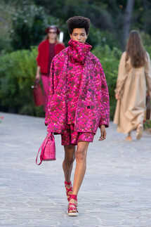 Max Mara Resort 2022 / Max Mara курорт 2022