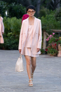 Max Mara Resort 2022 / Max Mara курорт 2022