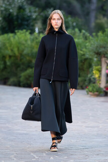 Max Mara Resort 2022 / Max Mara курорт 2022