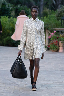 Max Mara Resort 2022 / Max Mara курорт 2022