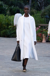 Max Mara Resort 2022 / Max Mara курорт 2022