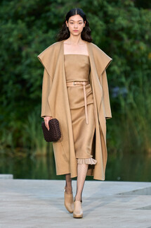 Max Mara коллекция круиз 2022/23 | Max Mara Resort 2022