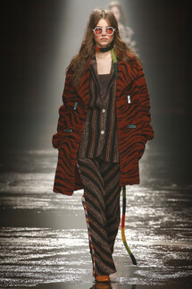 Missoni Fall 2018 Ready-to-Wear , Миссони осень зима 2018 , Fashion show , неделя моды в Милане , MFW , Mainstyles