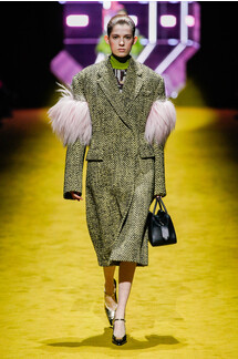Prada Fall 2022 Collection / Prada осень-зима 2022
