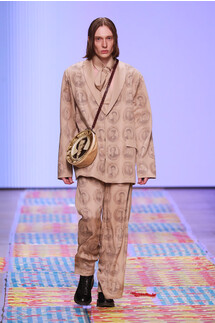 Roma Uvarov Design Fall 2019 Ready-to-Wear / Roma Uvarov Design осень-зима 2019 / Неделя моды: Москва